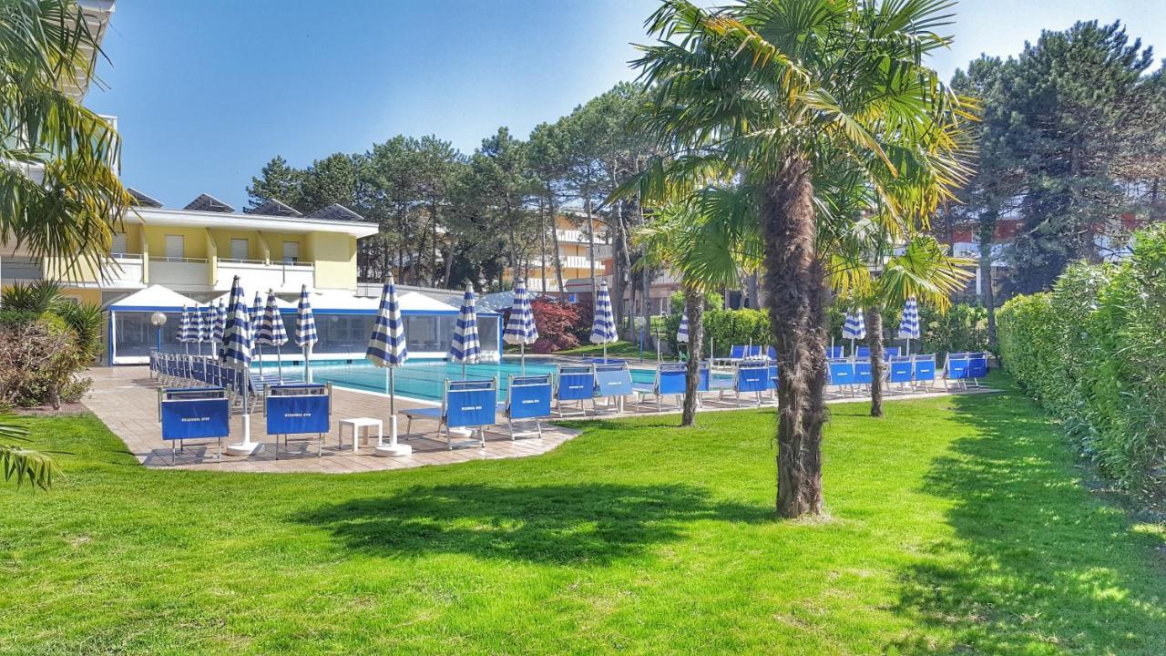 Hotel Alla Terrazza Bibione Exterior foto