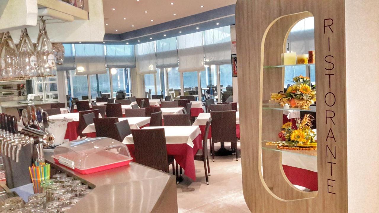 Hotel Alla Terrazza Bibione Exterior foto