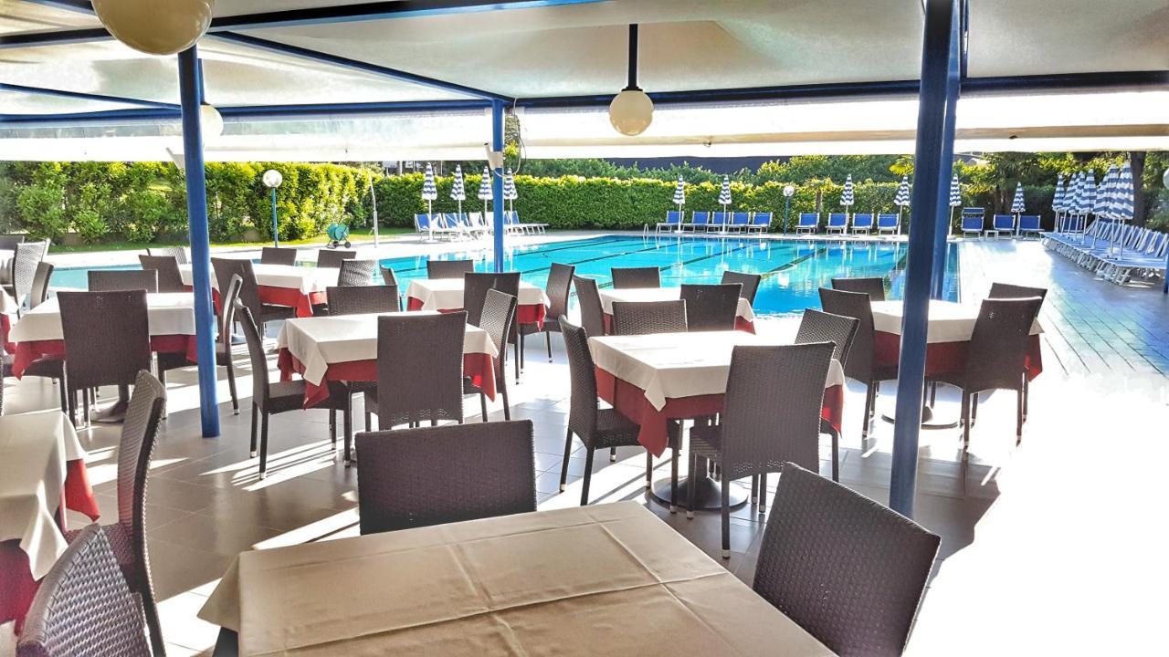 Hotel Alla Terrazza Bibione Exterior foto